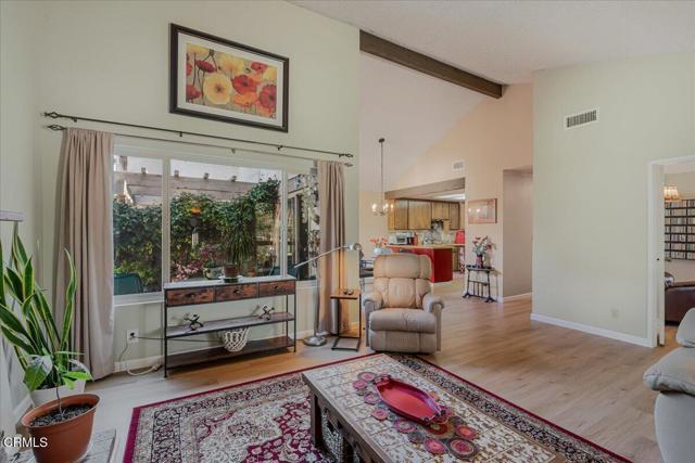 Detail Gallery Image 5 of 39 For 550 Holly Ave, Oxnard,  CA 93036 - 3 Beds | 2 Baths