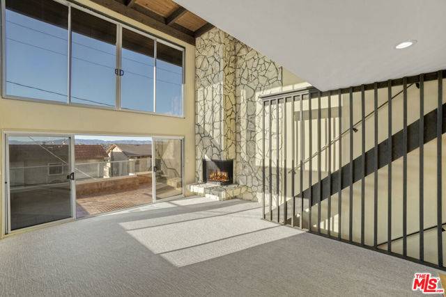 364 Pershing Drive, Playa del Rey CA: https://media.crmls.org/mediaz/efdefc8c-071c-4473-b7c5-f5a91fac07d3.jpg