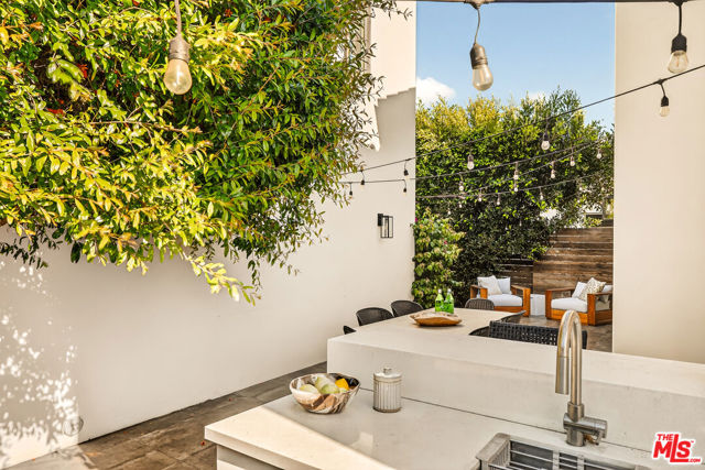 Image 14 of 43 For 3128 Stanford Avenue