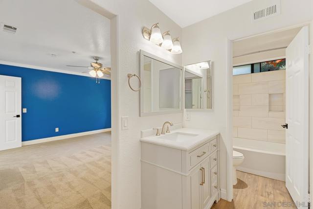 Image 13 of 26 For 190 Bautista Ct  89