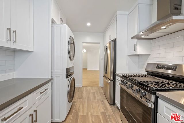 1248 N Crescent Heights Boulevard, West Hollywood CA: https://media.crmls.org/mediaz/efe03a40-1d11-42fa-ab4e-aa74ce2b8c1d.jpg