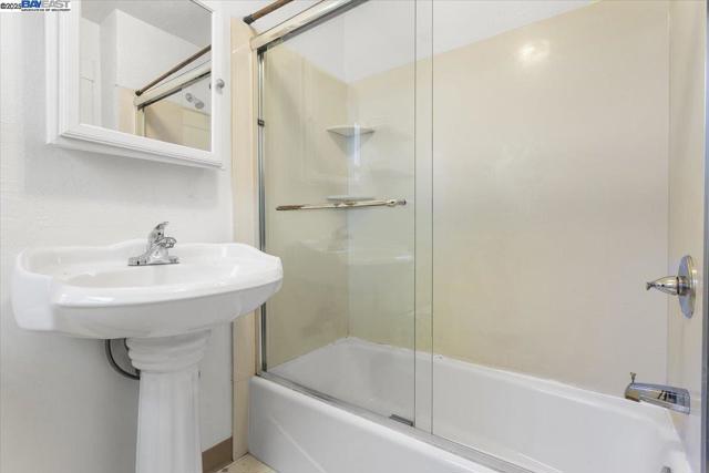 2255 Lincoln Ave., Alameda CA: https://media.crmls.org/mediaz/efe056f5-f6bb-41c9-9542-f46b189a607b.jpg