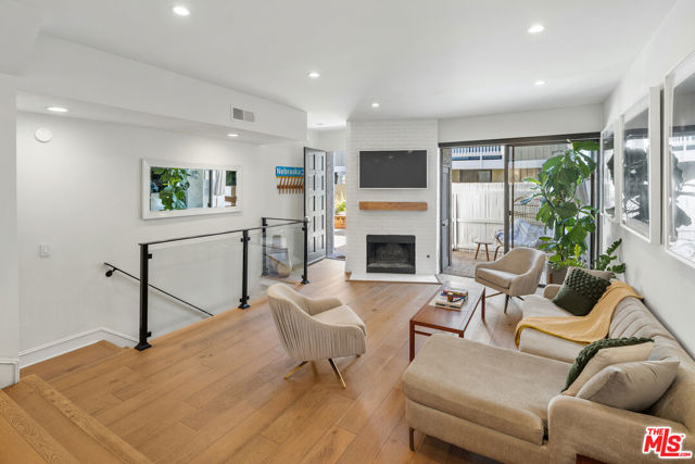 11656 Nebraska Avenue, Los Angeles CA: https://media.crmls.org/mediaz/efe0fc77-f646-47cb-8ce3-f14bb22cc4fe.jpg