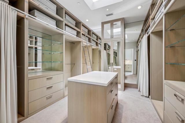 1 Tallwood Court, Atherton CA: https://media.crmls.org/mediaz/efe1620e-2bdf-4096-a068-8e4596df7bbf.jpg