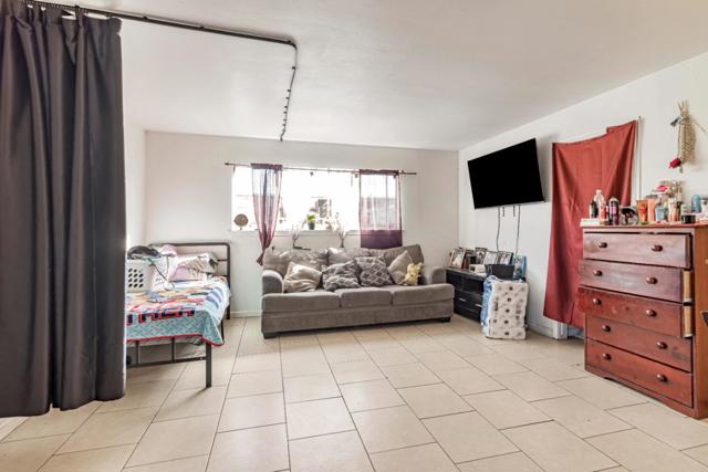 748 Clara Street, Oakland CA: https://media.crmls.org/mediaz/efe18f35-6017-4ffd-a7cc-823bbdb902e0.jpg