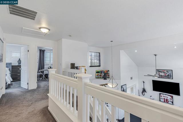 5103 Pioneer Way, Antioch CA: https://media.crmls.org/mediaz/efe1eafa-5dbb-4a5c-a7de-6cd2cd05a379.jpg