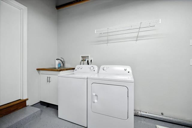 749 W Remington Drive, Sunnyvale CA: https://media.crmls.org/mediaz/efe1fc8f-fc52-4901-902e-5a2b9c0e0568.jpg