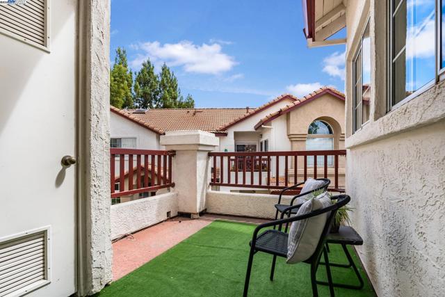 5648 Belleza Dr, Pleasanton CA: https://media.crmls.org/mediaz/efe217e3-143b-4740-9c45-377fcfb6a612.jpg