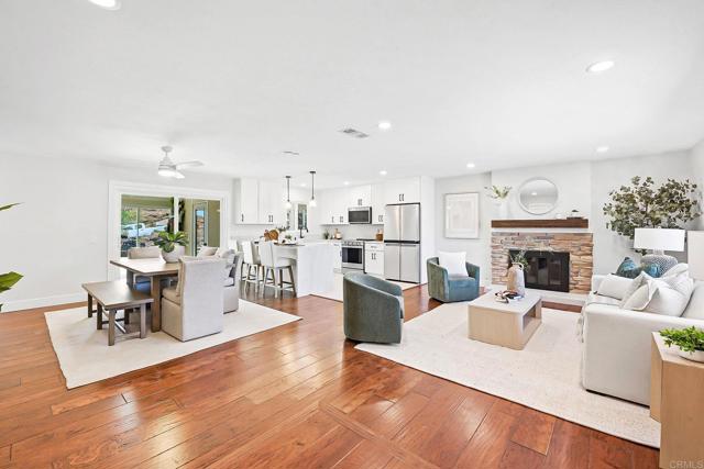 Detail Gallery Image 3 of 31 For 406 Borden Cir, San Marcos,  CA 92069 - 3 Beds | 2 Baths