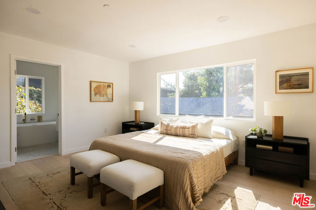 1336 Armadale Avenue, Los Angeles CA: https://media.crmls.org/mediaz/efe30e80-6d0a-4921-9d40-94bf7a7ec305.jpg