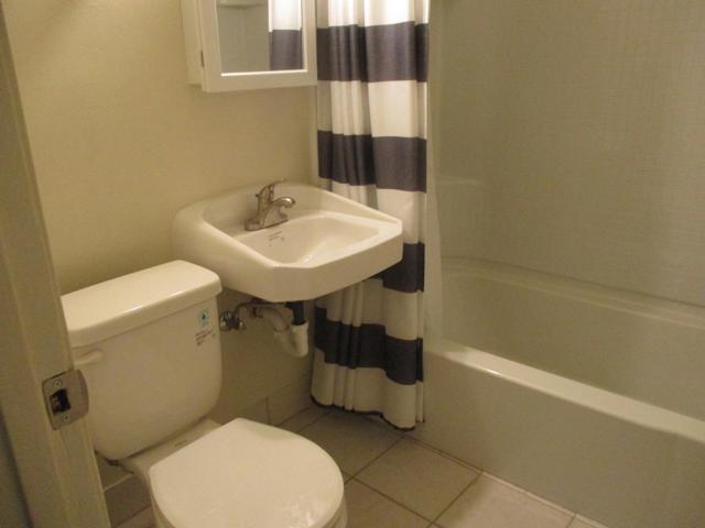 8495 Murray Avenue, Gilroy CA: https://media.crmls.org/mediaz/efe3aa73-ceb0-4a7b-9c24-b526ea35acb3.jpg