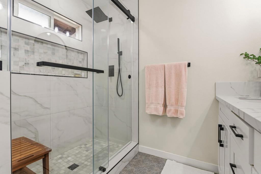 952 La Tierra Drive - photo 18