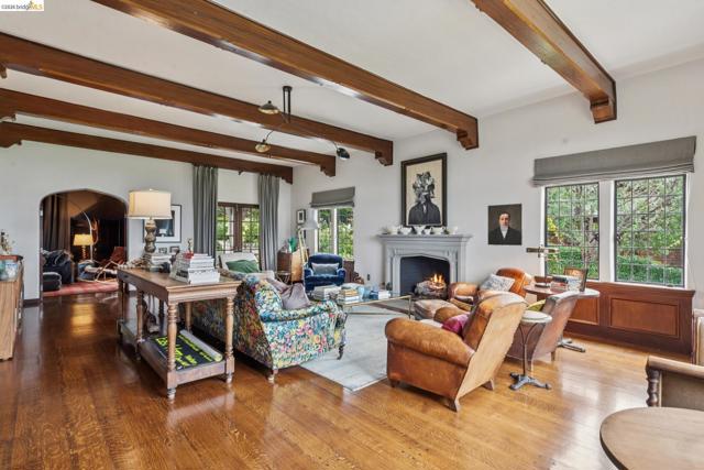 Image 11 of 30 For 5710 Margarido Dr