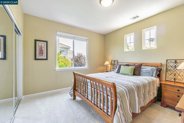 1039 Rolling Woods Way, Concord CA: https://media.crmls.org/mediaz/efe57a2c-9d8f-48ed-955c-d4c8dc5ba7c2.jpg