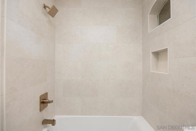 3693 RUETTE DE VILLE, San Diego CA: https://media.crmls.org/mediaz/efe59452-7c8e-4491-8960-34ea0096133f.jpg