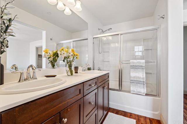 1705 Montilla, Santee CA: https://media.crmls.org/mediaz/efe60999-6b4d-436a-b3fb-52fc8be9b8ce.jpg