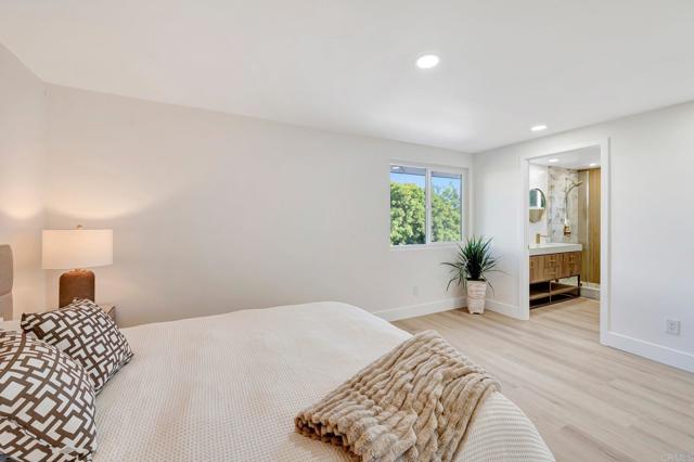 Detail Gallery Image 18 of 46 For 6745 Mewall Dr, San Diego,  CA 92119 - 4 Beds | 3/1 Baths