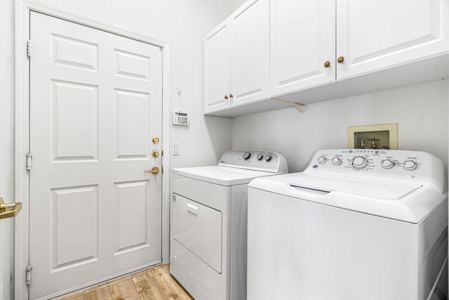 80190 Royal Birkdale Drive, Indio CA: https://media.crmls.org/mediaz/efe6841f-4ea7-4760-b859-325c6c196fe0.jpg