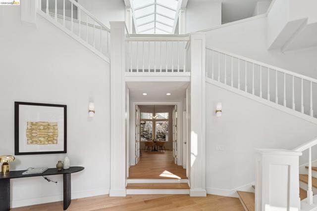 Image 2 of 57 For 23 Valant Place