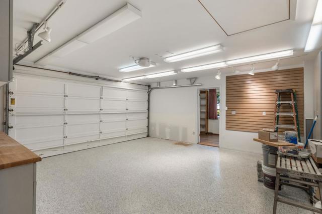 390 Cherry Avenue, Los Altos CA: https://media.crmls.org/mediaz/efe73279-5de4-473d-b6d9-6a7871869e60.jpg