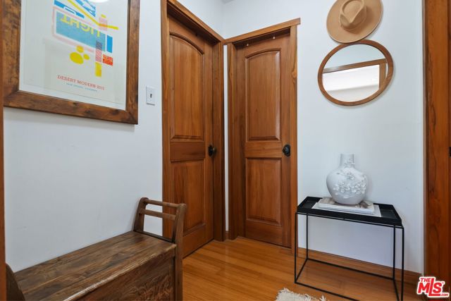 2702 11th Street, Santa Monica CA: https://media.crmls.org/mediaz/efe7a633-8c36-4e0a-8eee-70d1e78f782e.jpg