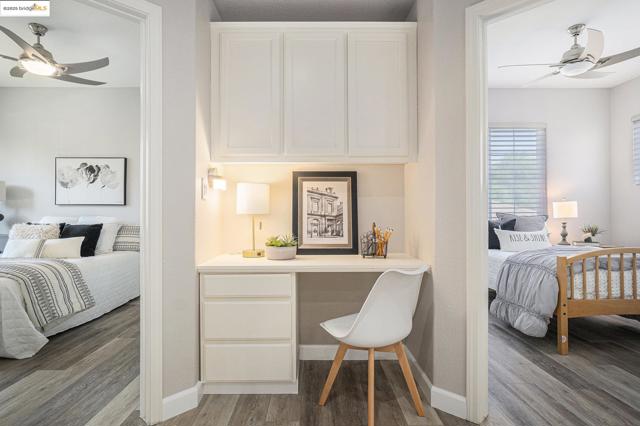 1139 Jordan Ct, Brentwood CA: https://media.crmls.org/mediaz/efe7dde4-9933-452f-b61f-a665bde54764.jpg