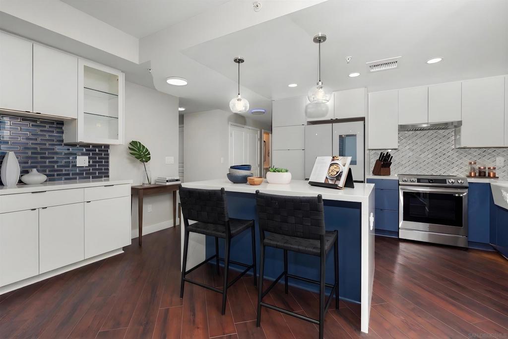 555 Front St. - photo 9