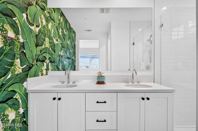 3 Bed Home for Sale in Los Angeles, California