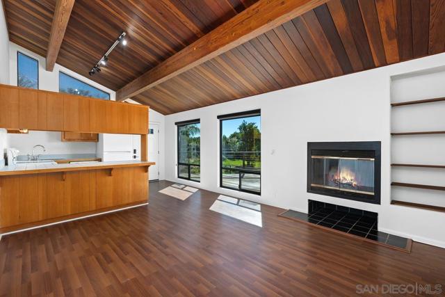 30830 Ranch Creek Rd, Valley Center CA: https://media.crmls.org/mediaz/efea06de-e1d2-4c79-b00a-d7ede2ea699d.jpg