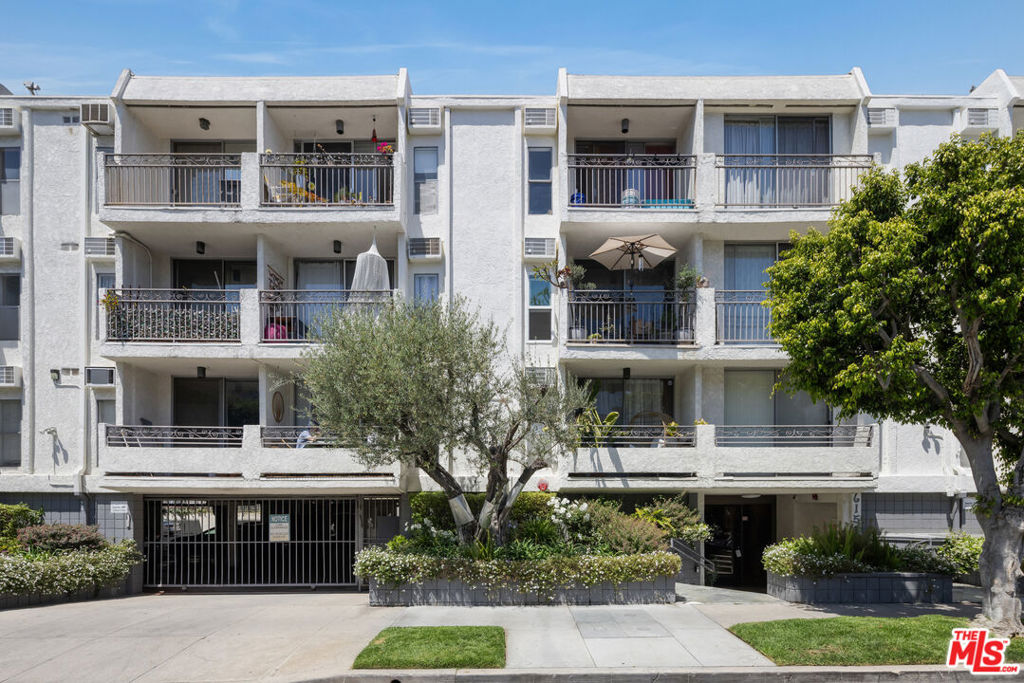 6151 Orange Street #307