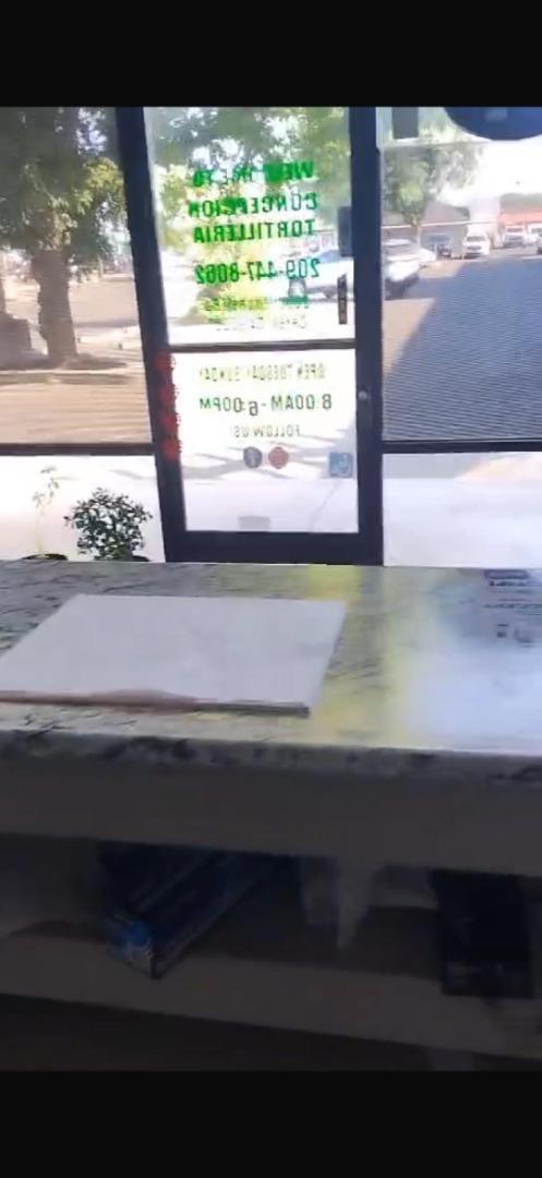 2600 2600 Mitchell Rd, Ceres CA: https://media.crmls.org/mediaz/efeb8129-7713-48cd-89d0-b5a83c330a38.jpg