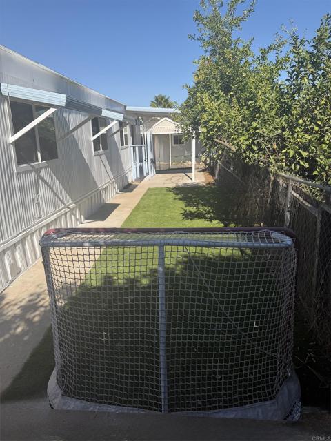 Detail Gallery Image 16 of 17 For 8968 Winter Gardens Blvd #4,  Lakeside,  CA 92040 - 3 Beds | 2 Baths