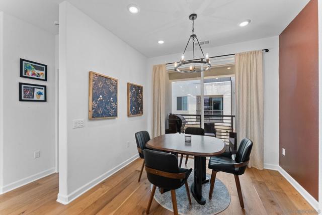 792 Vada St, Chula Vista CA: https://media.crmls.org/mediaz/efed37f9-ee7c-43a2-8ec0-3d7f599dbd59.jpg