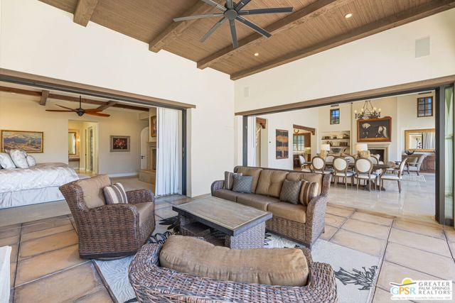25 Santa Rosa Mountain Lane, Rancho Mirage, CA 92270
