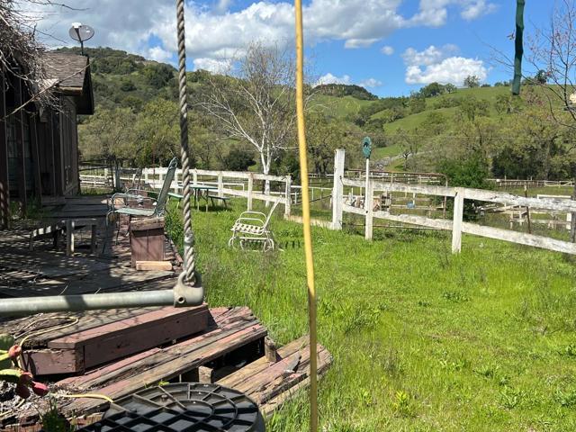 5390 Little Uvas Road, Morgan Hill CA: https://media.crmls.org/mediaz/efee12de-4524-4016-8f31-91d6c94510fb.jpg