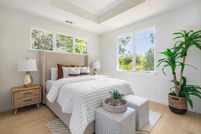 139 Flynn Avenue, Mountain View CA: https://media.crmls.org/mediaz/efee2a4b-d28c-4d89-a0da-32d65e66d504.jpg
