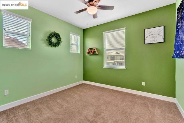 4670 Fuschia Way, Oakley CA: https://media.crmls.org/mediaz/efef260d-281d-4de2-a62e-75f0681115dc.jpg