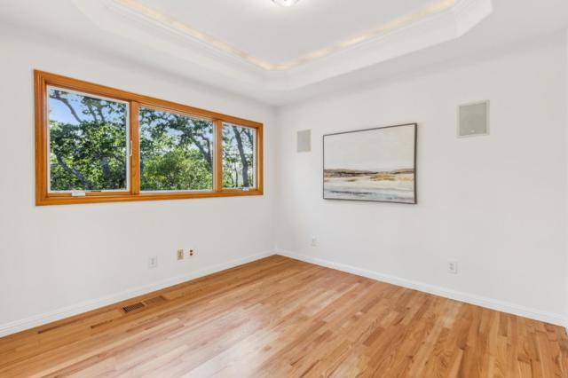 18500 Hillview Drive, Monte Sereno CA: https://media.crmls.org/mediaz/efef402d-f0c3-4506-8678-75be6e0cd144.jpg