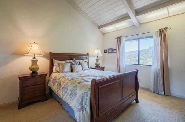 15847 Pleasant Valley Lane, Salinas CA: https://media.crmls.org/mediaz/efefb2d3-b34b-4027-bf2c-0fa60b47fa62.jpg