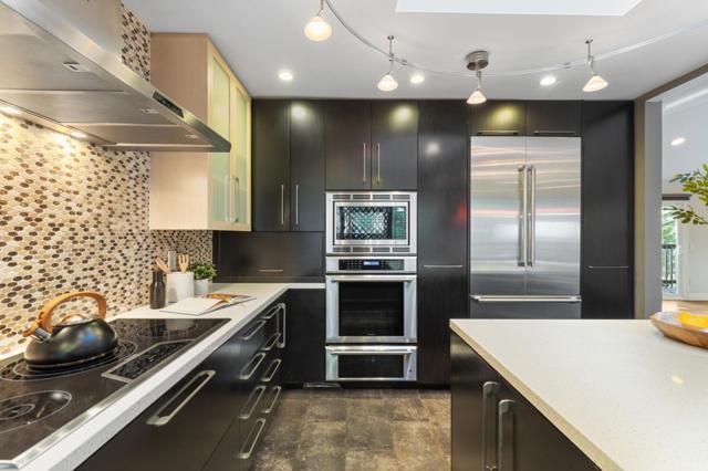 29 Kirkwood Way, San Carlos CA: https://media.crmls.org/mediaz/eff281a3-aa46-4be0-a55e-cb72b0206c19.jpg
