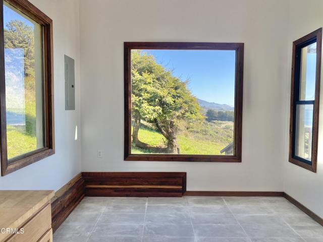 Detail Gallery Image 11 of 40 For 41301 Seascape Dr, Westport,  CA 95488 - 2 Beds | 2/1 Baths