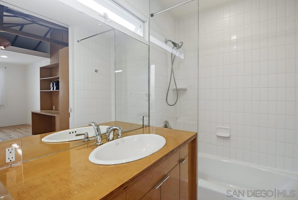 741 Arenas St - photo 19