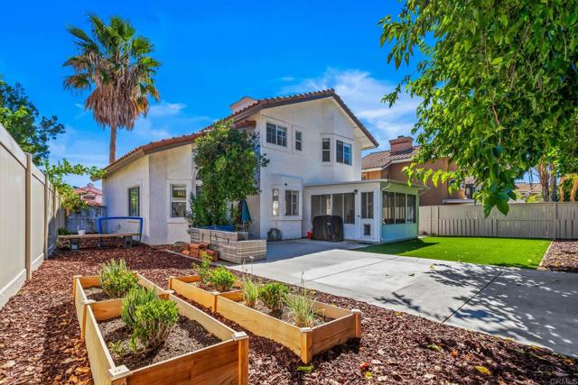 23843 Spring Branch Court, Murrieta CA: https://media.crmls.org/mediaz/eff40137-571f-4c8b-bd4f-dc6884159a12.jpg
