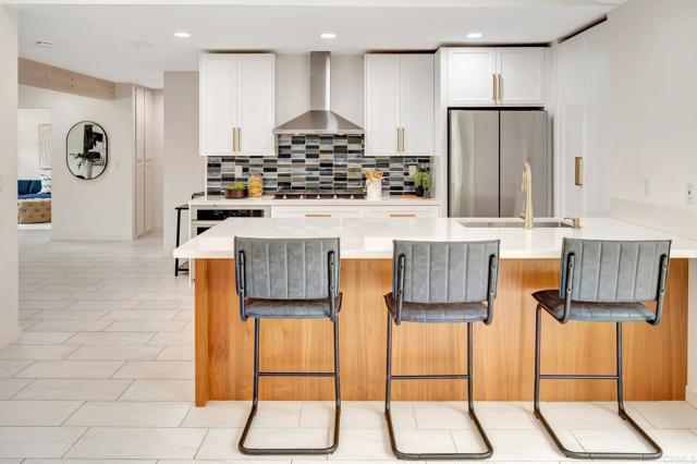 Home for Sale in Bonita