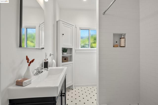 Image 14 of 60 For 2514 Mathews St