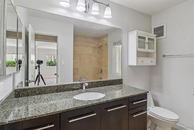 7565 Charmant Dr, San Diego CA: https://media.crmls.org/mediaz/eff5c754-a967-4fe5-9c76-66ed642c4a66.jpg