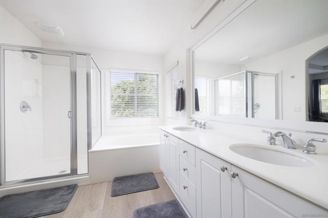 Image 9 of 17 For 11235 Carmel Creek Rd