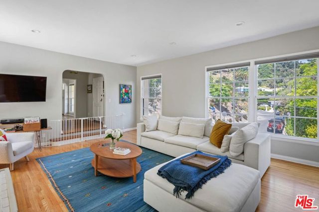 1285 North Clark Street photo 8
