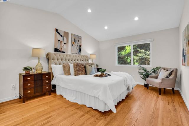 39478 Zacate Ave, Fremont CA: https://media.crmls.org/mediaz/eff6e806-6564-4d06-9275-12fda8f69856.jpg