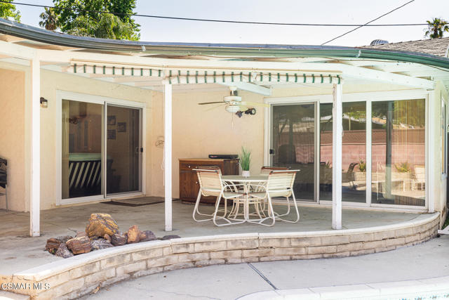 16431 Gilmore Street, Van Nuys CA: https://media.crmls.org/mediaz/eff8555b-63e8-42f3-ad72-18788b77ceca.jpg